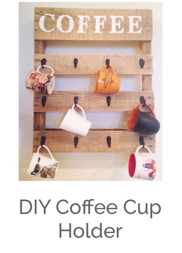 DIY Pallet Coffee Cup Holder | 15 Creative DIY Coffee Crafts
