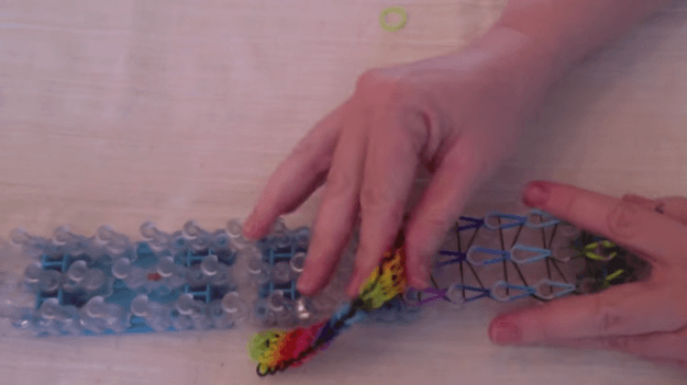 Removing the Bracelet | How to Make a Colorful Loom Bracelet