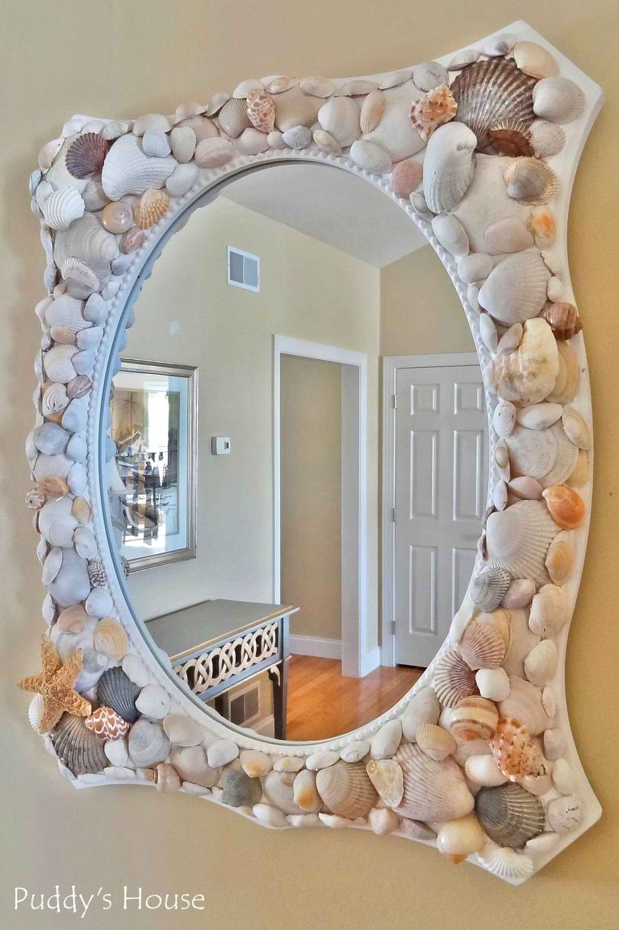 Seashell Mirror | 15 Easy Seashell Crafts To Bring The Beach Indoors